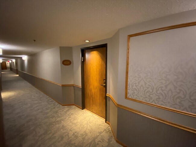Foto del edificio - 2880 Grand Ave