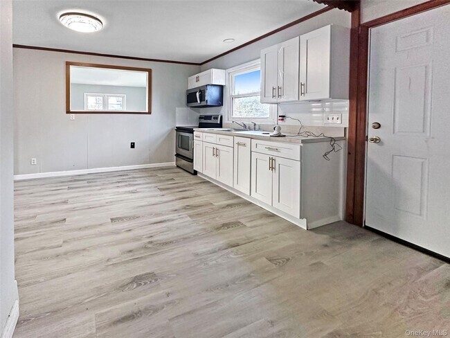 Foto del edificio - 143 Walter Ave