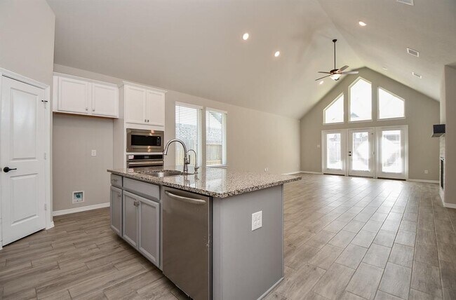 Building Photo - 18331 Pedernales Springs Dr