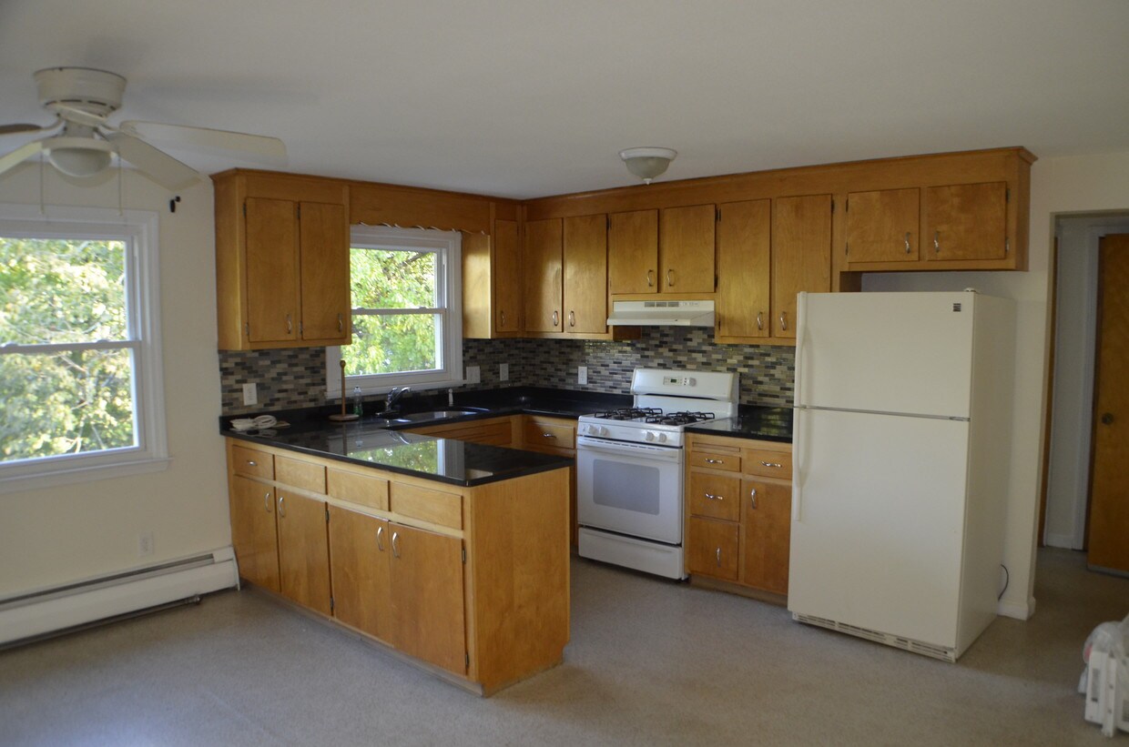 575 Burritt St, New Britain, CT 06053 Apartments in New Britain, CT