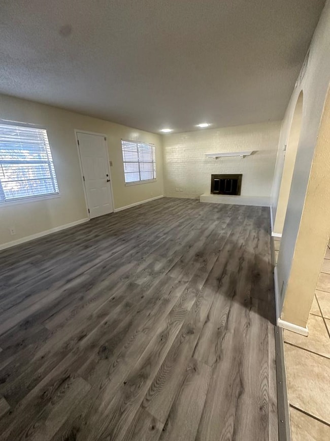 Building Photo - 3312 Tanglewood Ln