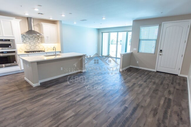 Building Photo - 3855 S McQueen Rd