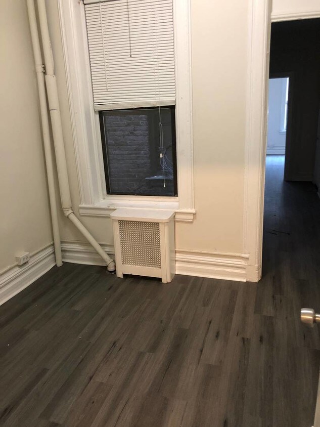 Foto del edificio - 2441 Jerome Ave