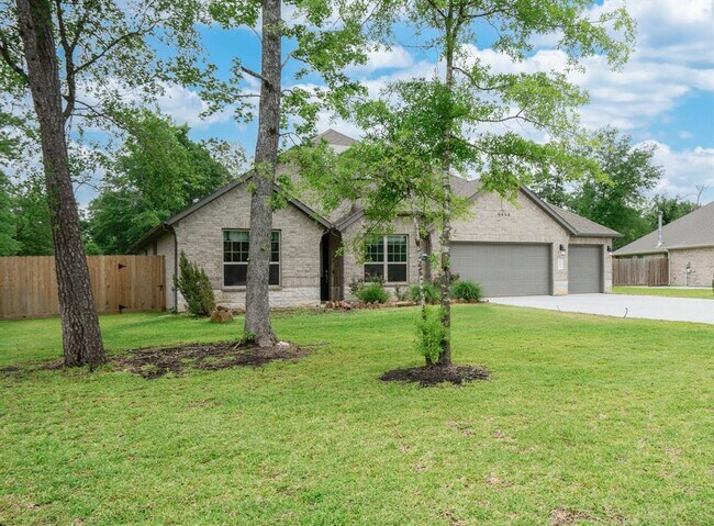 Foto del edificio - 6446 Rolling Hills Rd