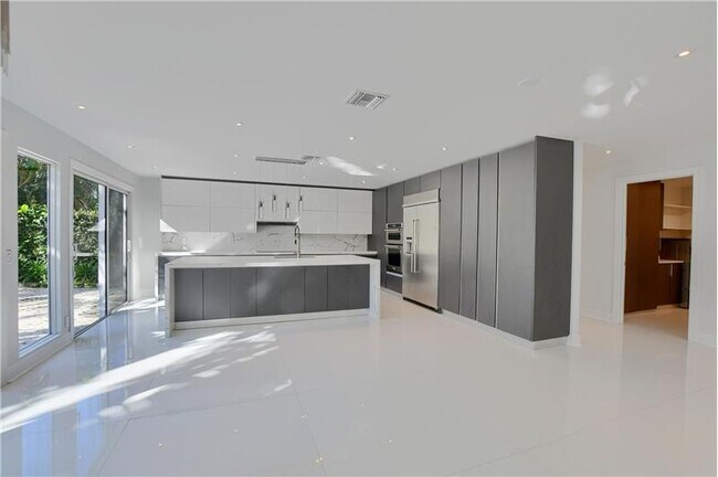 Building Photo - 23352 Lago Mar Cir