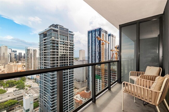 Foto del edificio - 159 NE 6th St