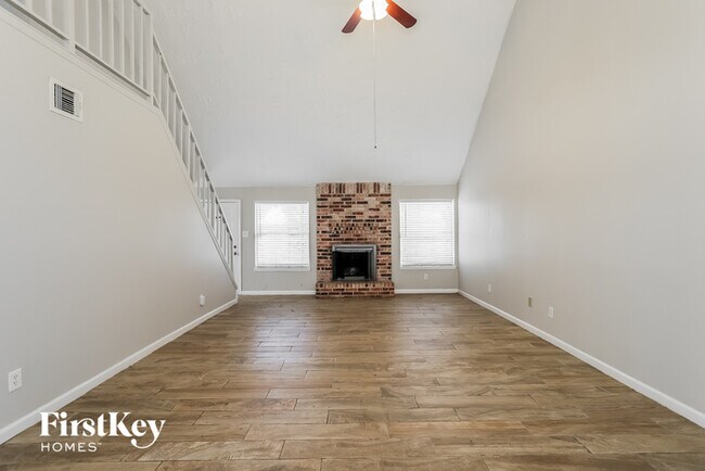 Building Photo - 20239 Misty Pines Dr