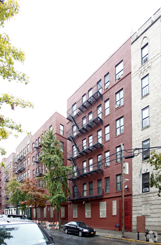 Primary Photo - 775 Fox St