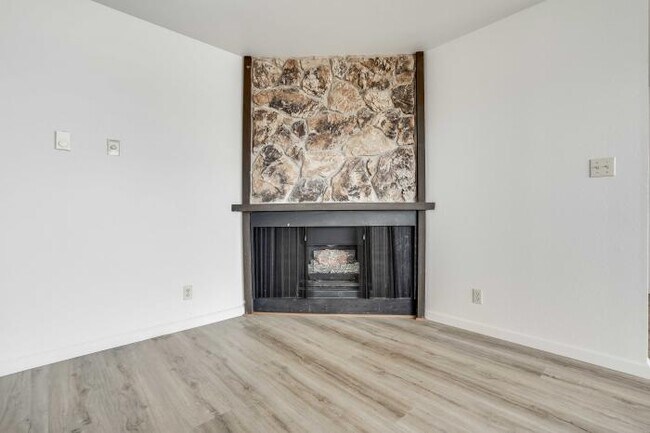 Building Photo - 1 bedroom in San Francisco CA 94116