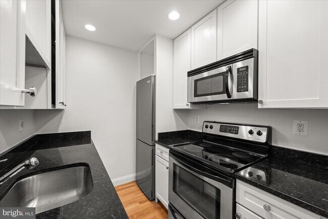 Foto del edificio - 1701 16th St NW