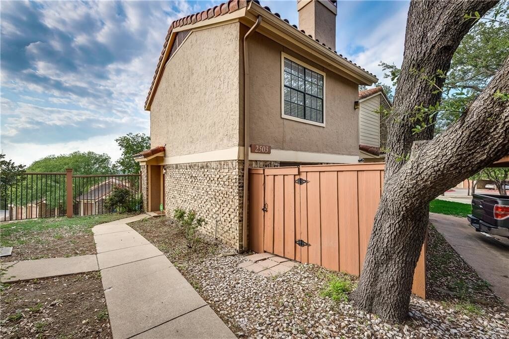 Primary Photo - 2503 Tierra Dr
