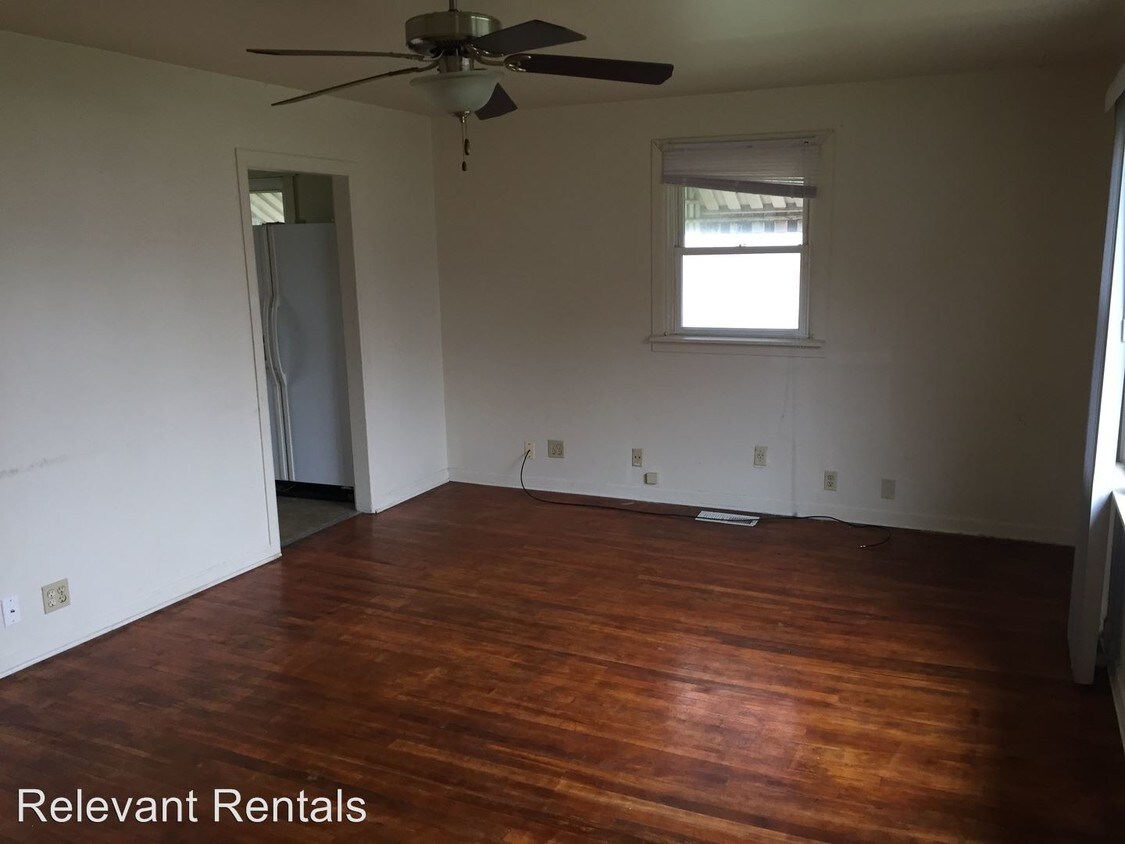 Foto principal - 100 E South G St