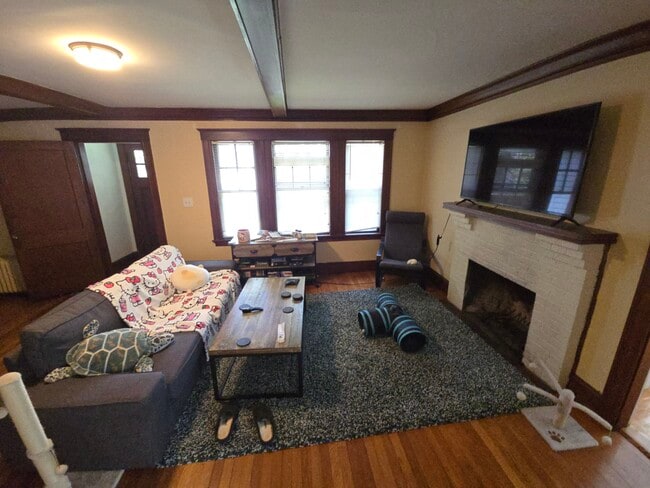 Building Photo - 283 Lowell Ave