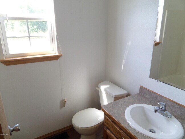 Building Photo - 4551 E Zora St