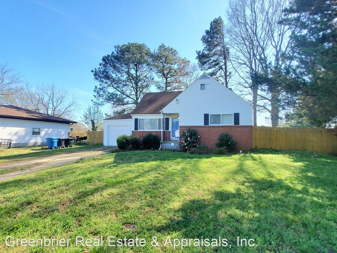 Primary Photo - 5 br, 2 bath House - 705 Holladay lane