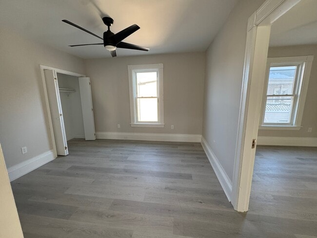 Building Photo - 494 Hevey St