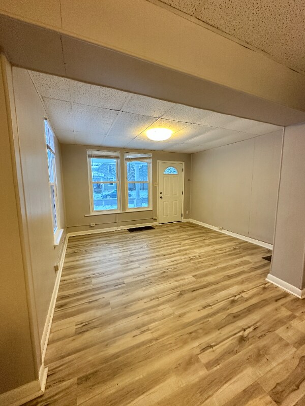 Foto del edificio - 524 W Beardsley Ave