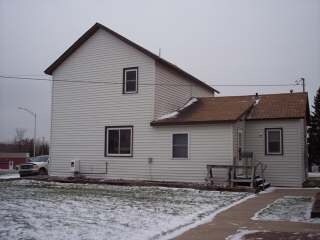 Building Photo - 575 Lake Ave S