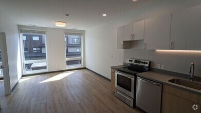 Building Photo - 401 Robinson St
