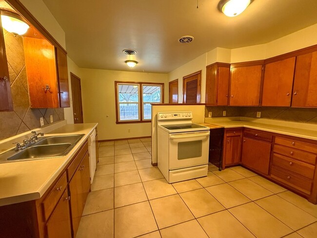 Foto del edificio - 1413 Glenhaven Dr