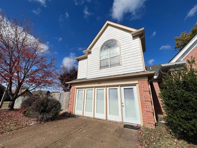 Building Photo - Nice Duplex in Cordova