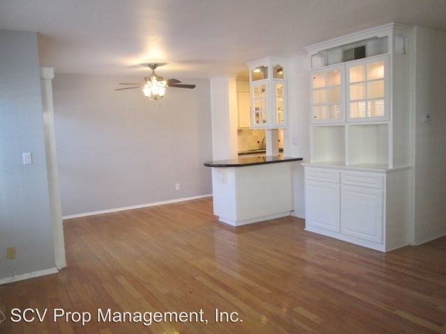 Building Photo - 27070 Hidaway Ave
