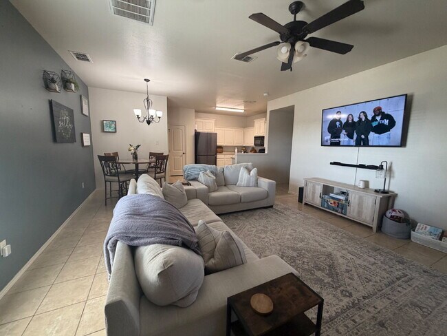 Foto del edificio - Beautiful 3/2/2 in SW Lubbock in Frenship ISD