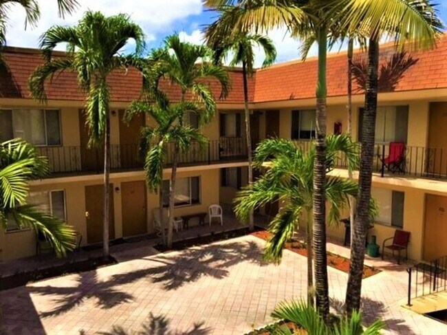 Foto del edificio - 515 S Sequoia Dr