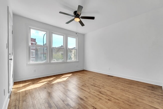 Building Photo - 1330 S 49th Ave