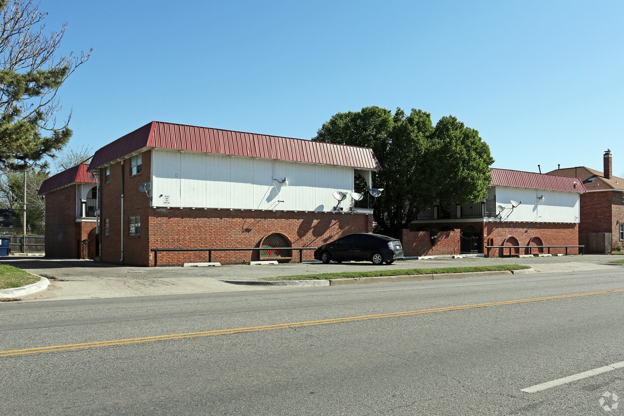 Foto del edificio - El Placio Apartments