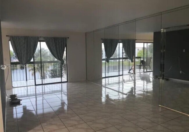 Foto del edificio - 1300 SW 122nd Ave