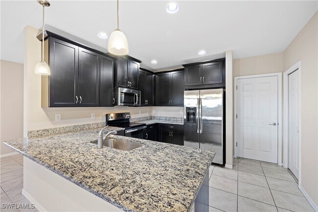 Building Photo - 12500 Hammock Cove Blvd