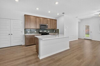 Building Photo - 3609 Kent Chalk Rd