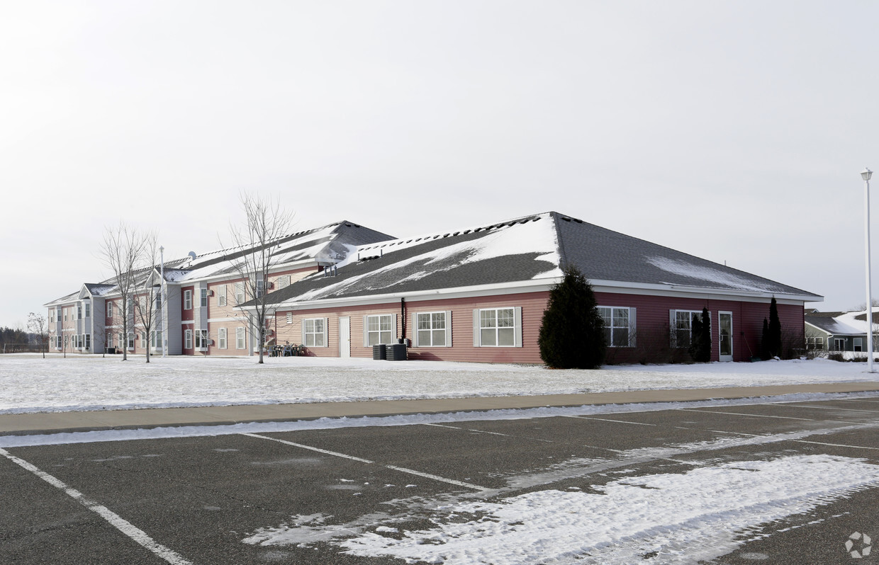 Building Photo - Countryside Senior Apartments