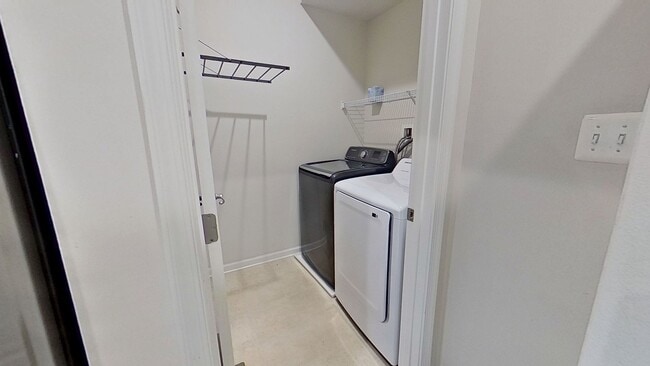 Building Photo - Updated 3-Bedroom Condo at The Villas at Greenleigh