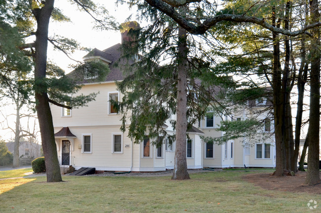 Building Photo - Mansion Apartments