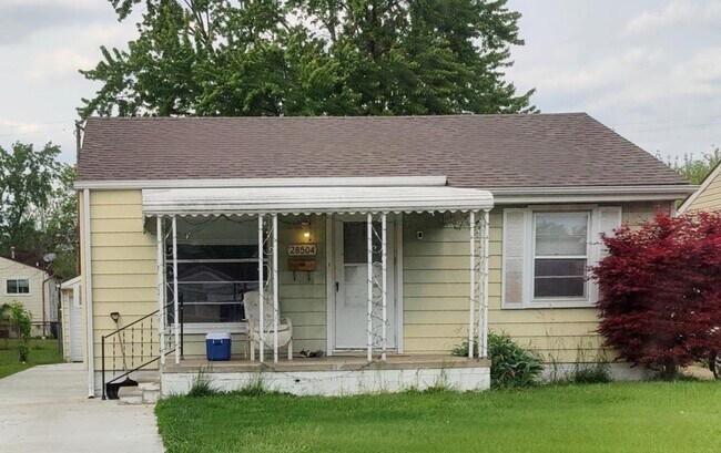 Photo - 28504 Dawson St House