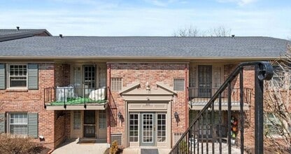 Building Photo - 920 Margarite Dr