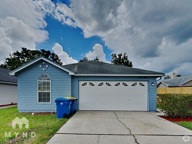 Building Photo - 12382 Silent Brook Trail N