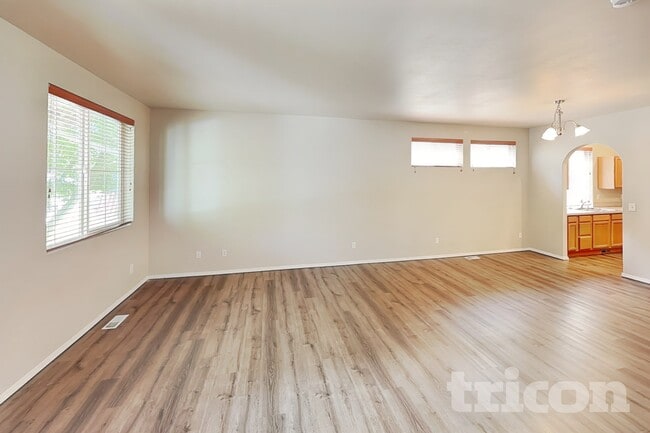 Building Photo - 18012 17th Ave Ct E