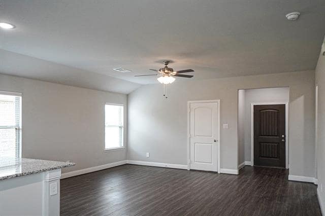 Building Photo - 1420 Brindle Dr