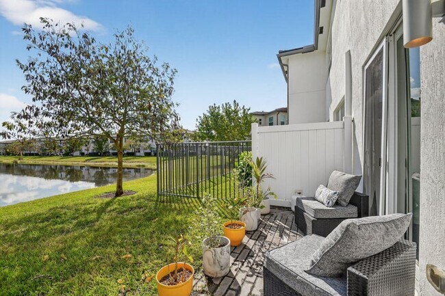 Photo - 4790 Navali Dr Townhome