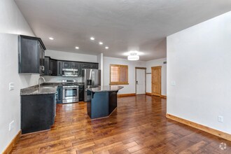 Building Photo - 5519 Lillehammer Ln