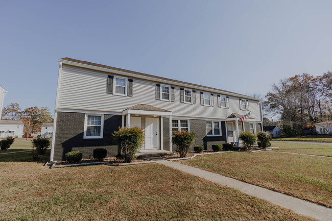 Building Photo - Forrest Park Apartments