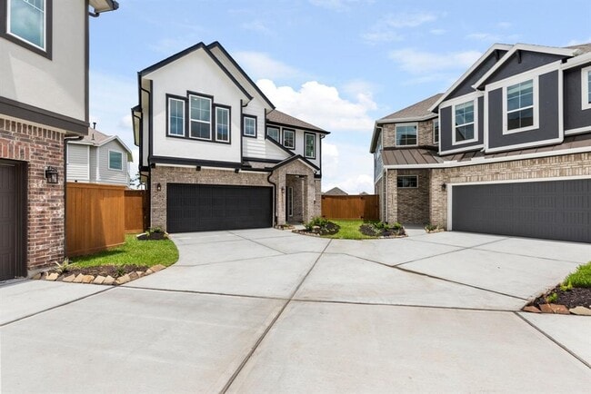 Building Photo - 15826 Black Grouse Dr