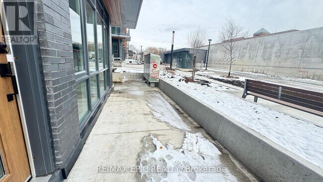 Photo du bâtiment - 71 Curlew Dr