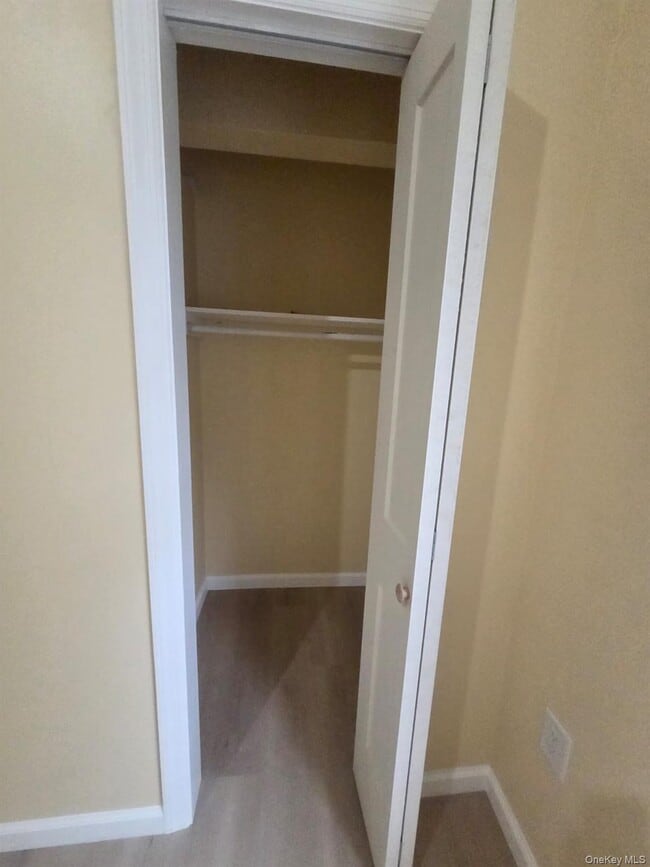 Building Photo - 8 Cottage St