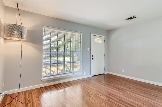Building Photo - 6803 Esther Dr