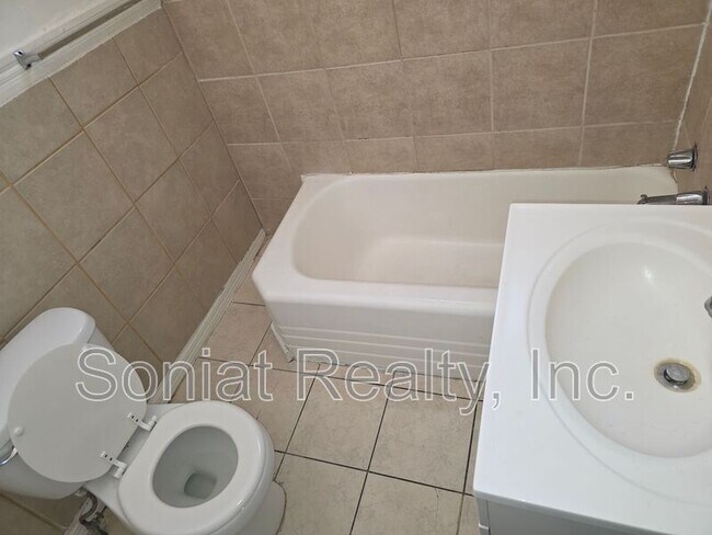 Foto del edificio - 3618 Cleveland Ave