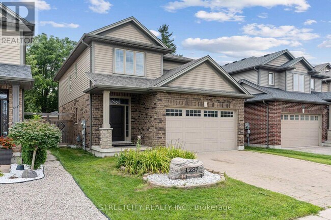 Photo du bâtiment - 1287 Howlett Cir